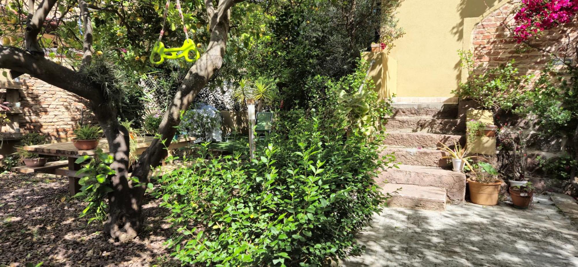 Piero'S Apartment Carbonia Exterior photo